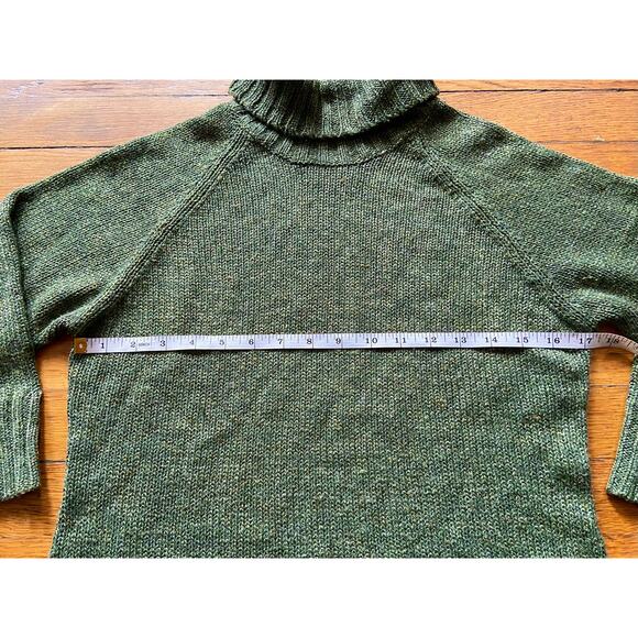 DAVID BROOKS Green Silk Crop Turtleneck Knit Sweater sz L (fits like a Small) - Picture 7 of 9